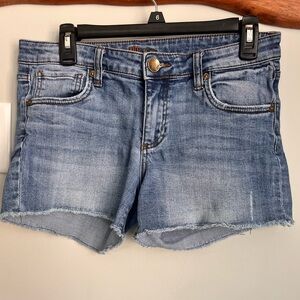 Kut from the Kloth Blue Jean Shorts Distressed Raw Hem Sz. 6